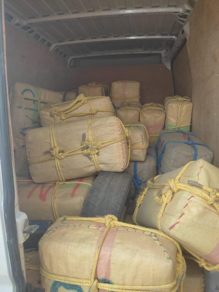 Renseignement précis, refus d’obtempérer, riposte maîtrisée : Oued Zem, théâtre d’une opération antidrogue conjointe DGSN–DGST 1 DGSN OuedZem 1