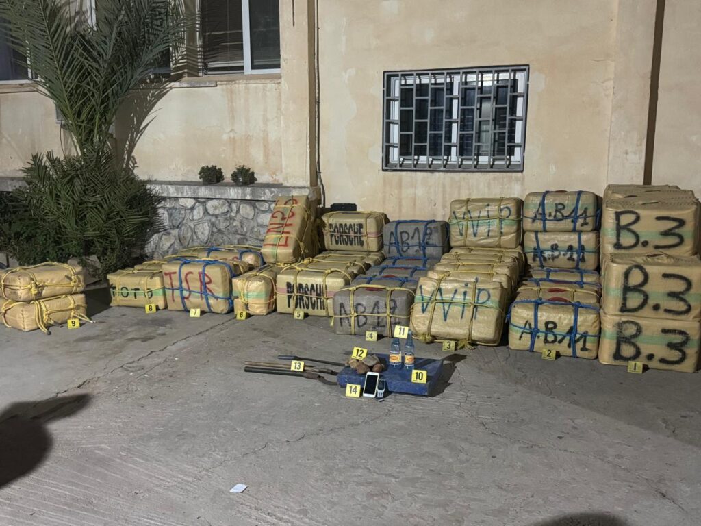 Renseignement précis, refus d’obtempérer, riposte maîtrisée : Oued Zem, théâtre d’une opération antidrogue conjointe DGSN–DGST 2 DGSN OuedZem 2