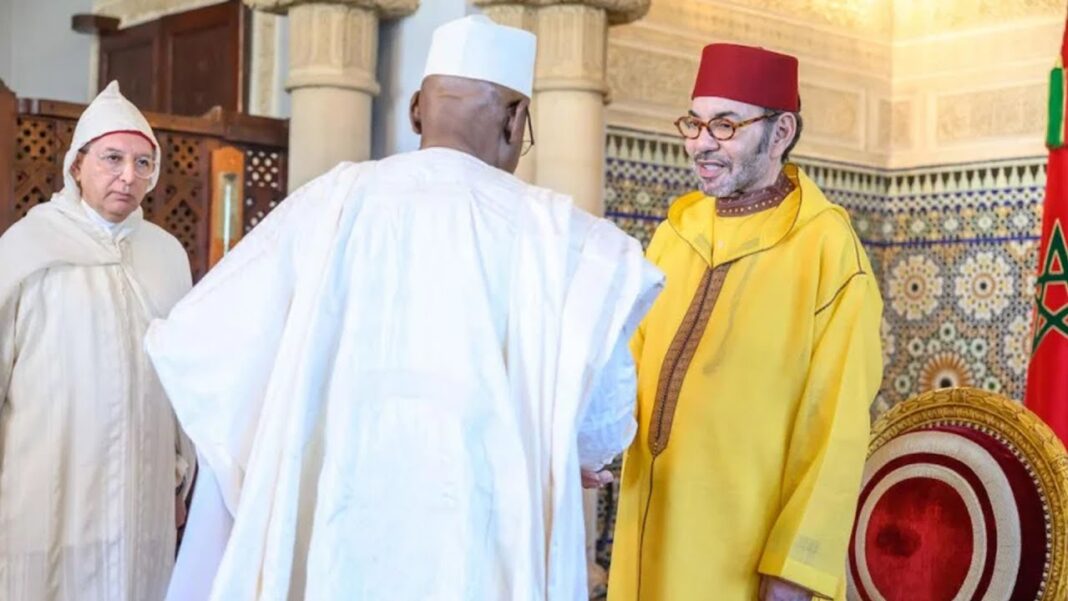 Le Roi Mohammed VI reçoit 15 nouveaux ambassadeurs étrangers à Rabat