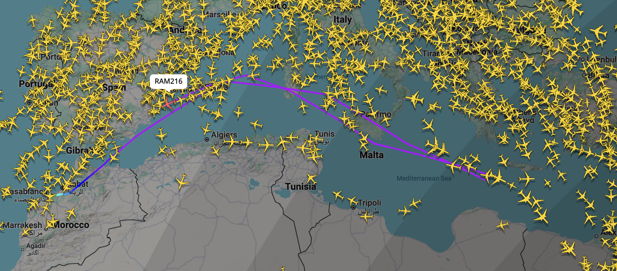 Royal Air Maroc suspend ses vols vers le Golfe et détourne un avion en route vers Doha 1 CN RGX