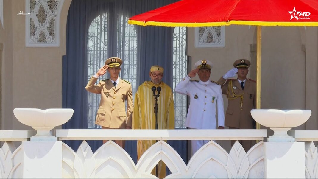 Fête du Trône: le Roi préside à Tétouan la cérémonie de prestation de serment des Officiers lauréats des grandes écoles militaires et paramilitaires