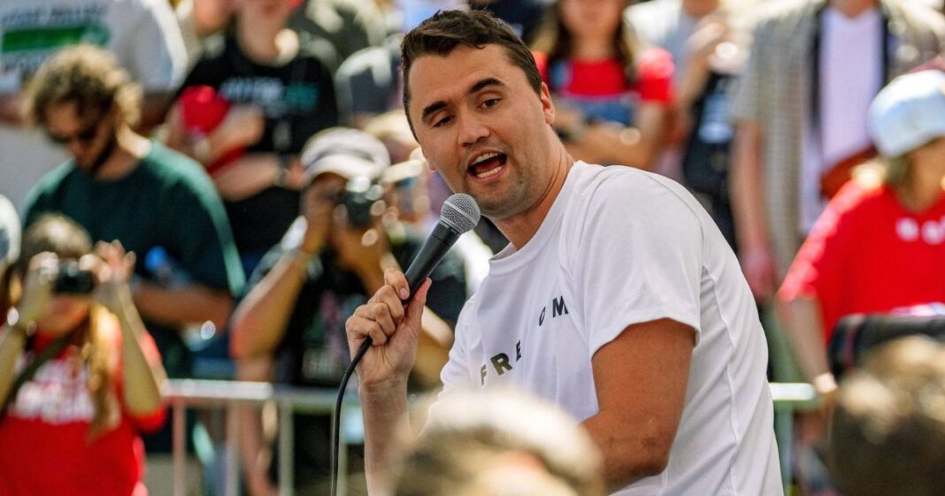 Charlie Kirk : un proche de Donald Trump abattu pendant un événement sur un campus