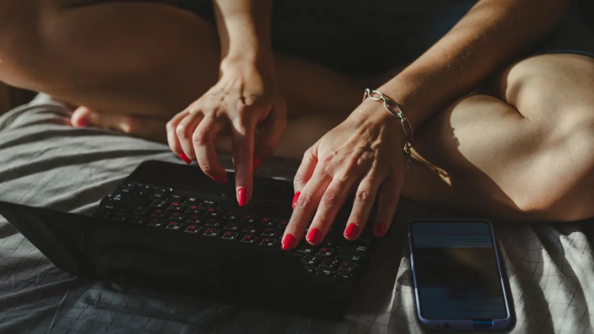 fbi 15 « Sex-warfare » technologique : quand l’espionnage flirte avec la Silicon Valley