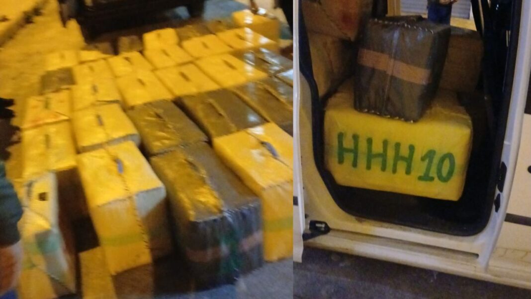 Saisie de plus d’une tonne de résine de cannabis et échec d’une tentative de trafic international à Bouznika Saisie de plus d’une tonne de résine de cannabis et échec d’une tentative de trafic international à Bouznika