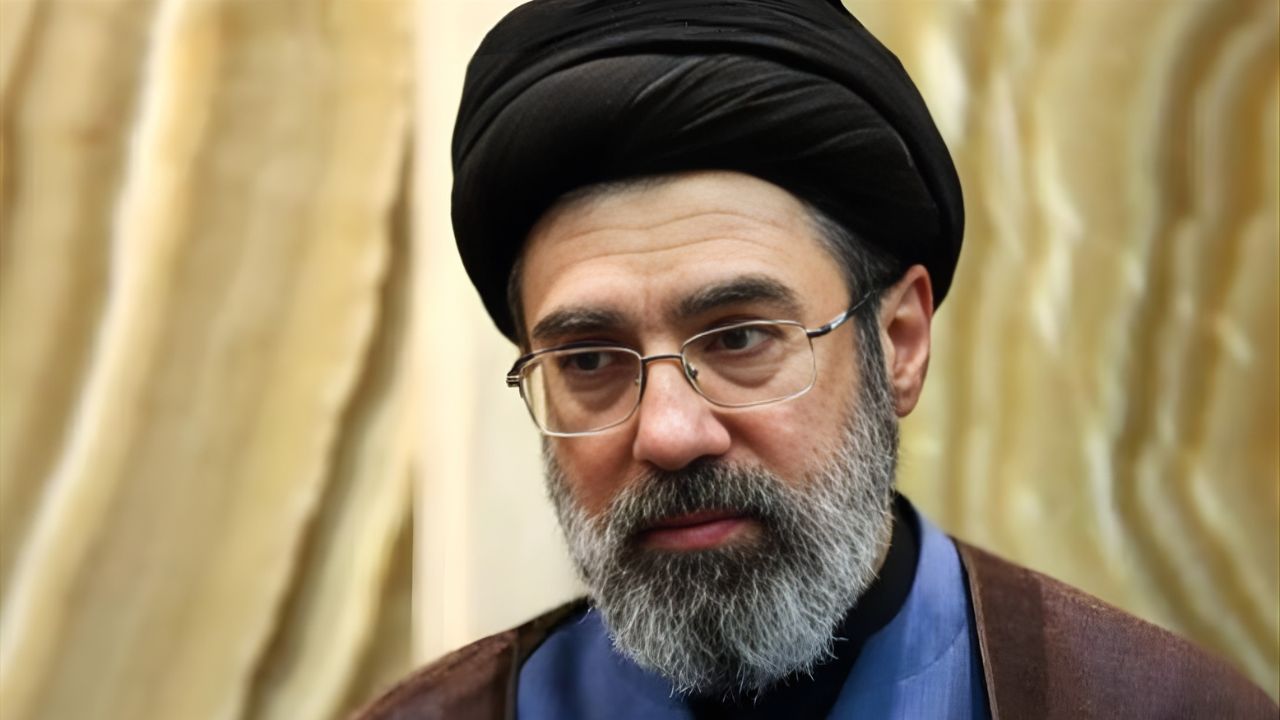Qui est Mojtaba Khamenei, le nouveau guide suprême d’Iran ?