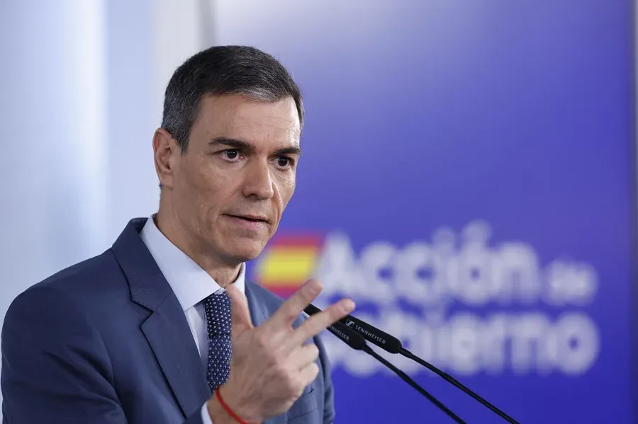 Une incidence technique contraint Pedro Sanchez a atterrir en Turquie avant son voyage vers l'Armenie