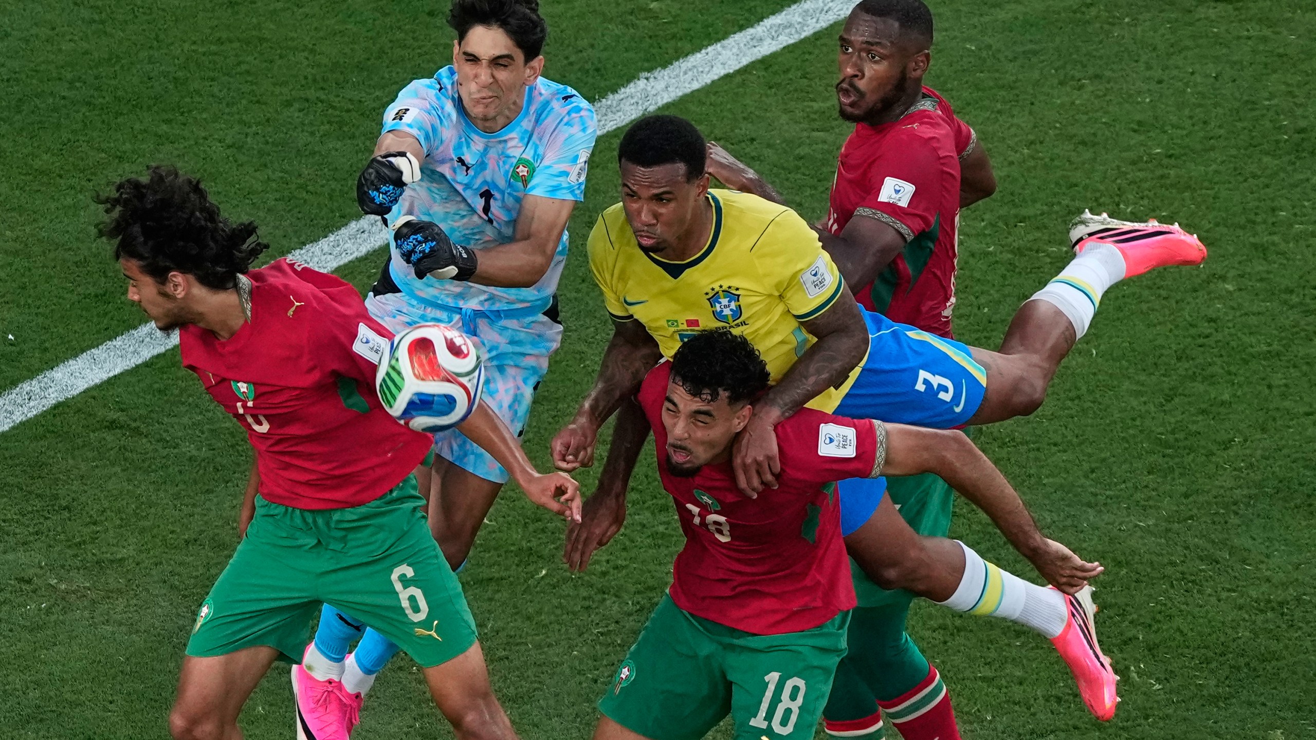 Brazil rallies for 1-1 draw against Morocco in its World Cup opener behind  Vinícius Júnior's goal | WVNS