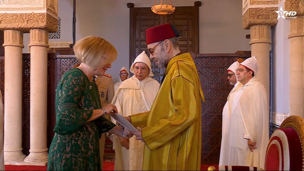 Le Roi Mohammed VI reçoit le nouvel ambassadeur français Philippe Lalliot aux côtés de ses homologues américain et européen et neuf autres ambassadeurs 4 Mohammed VI Helena Nolan