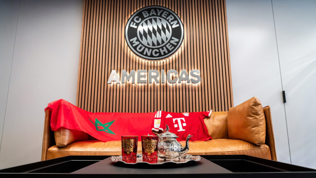 01 transfer ismael saibari fcbayern 260701 fcb.jpg