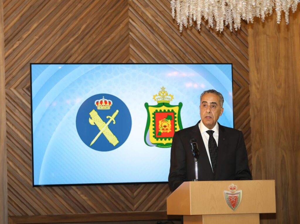Une première à Rabat : la Guardia Civil espagnole distingue des cadres sécuritaires marocains 2 Hammouchi Pineiro 2