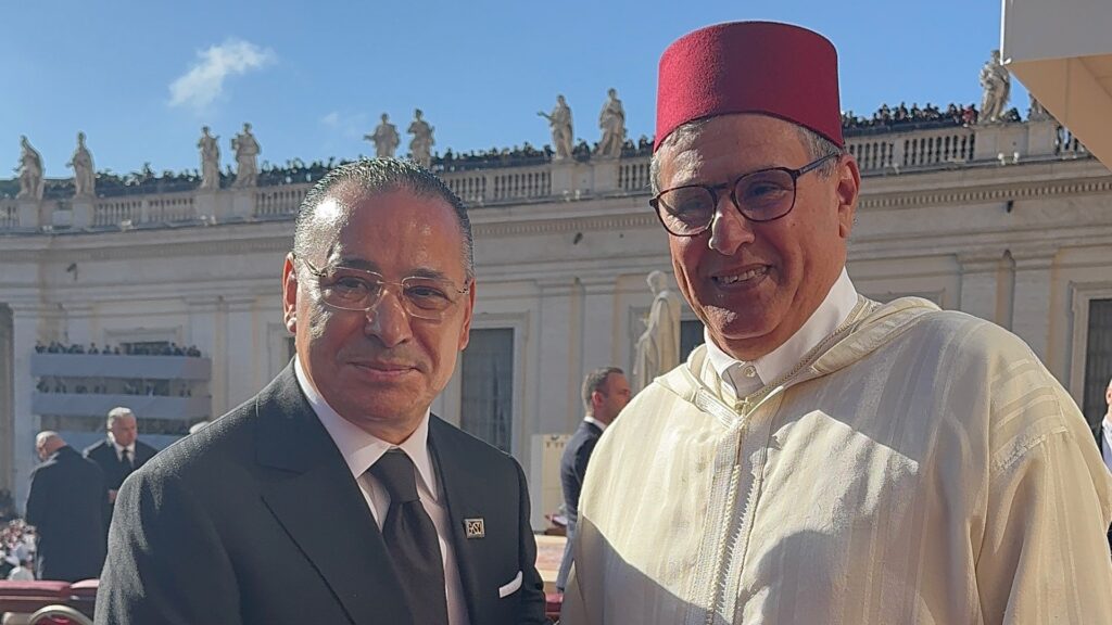 Kaïs Saïed hospitalisé après un infarctus. Kamel Ghribi, un OVNI politique en embuscade depuis Rome pour sa succession 1 kg Aziz Akhannouch