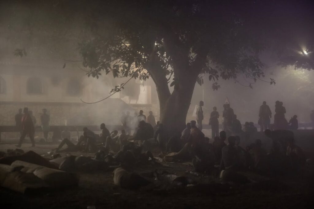 Sebta : deux ONG internationales dénoncent des conditions « inhumaines » et des retours forcés vers le Maroc 12 Over the last five days up to 60000 Africans surged from Morocco into the Spanish territory of 5
