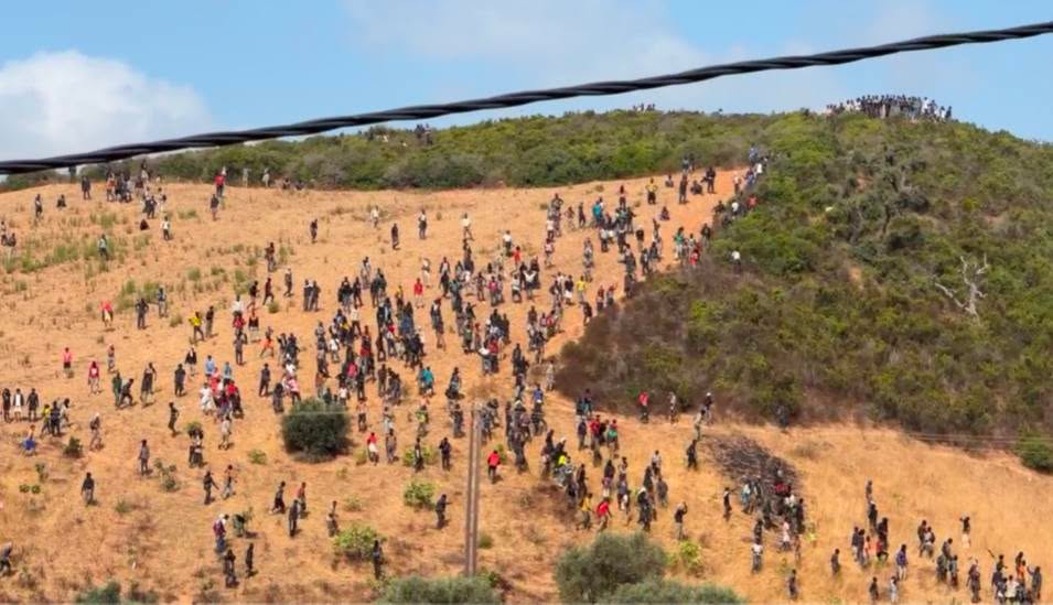 Ceuta : 300 migrants signalés, 148 interceptés et 61 personnes arrêtées 4 Sebta 1508 4