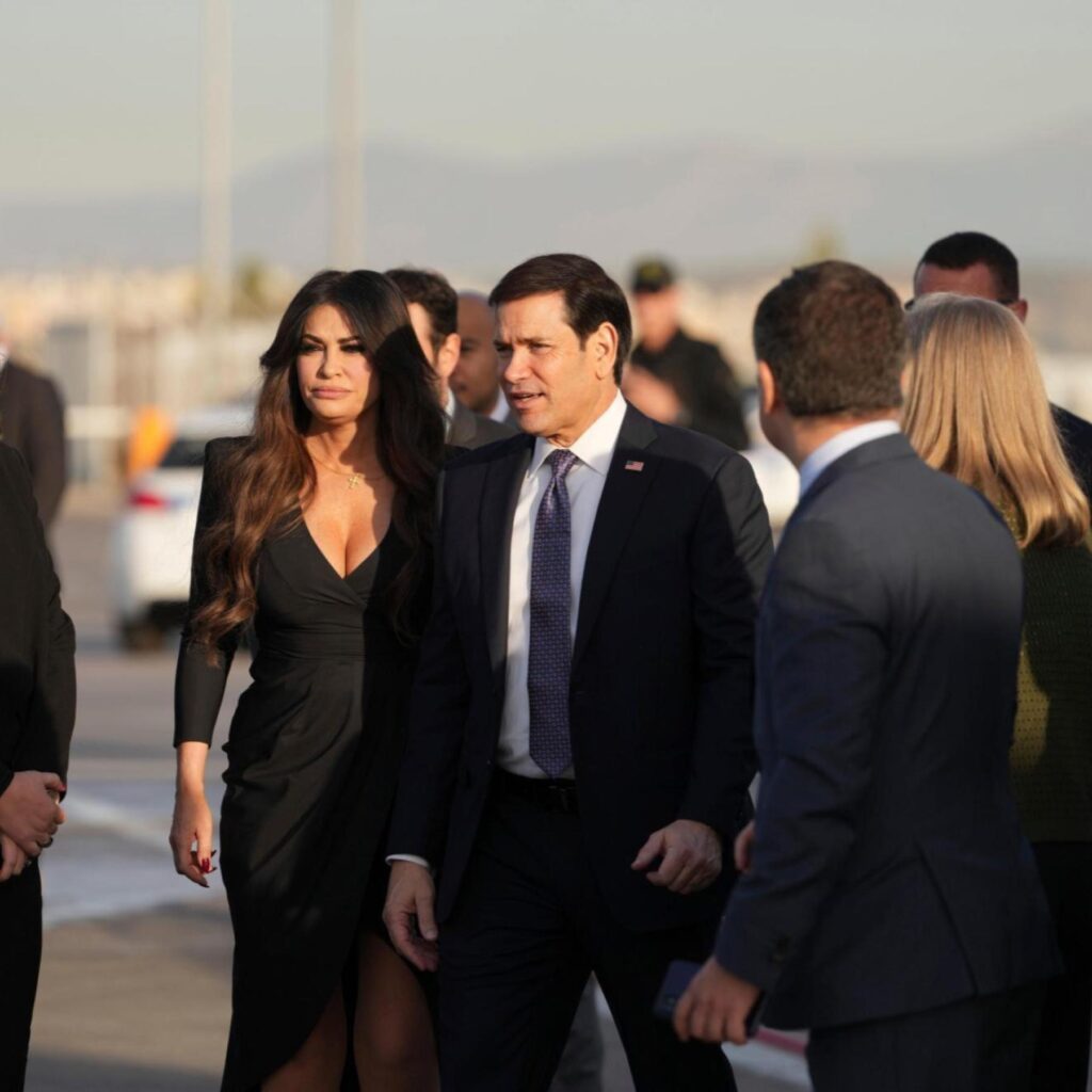 Elle enlace Rubio, Trump la pousse dehors : la folle semaine de l’ambassadrice MAGA 1 Greece US Rubio